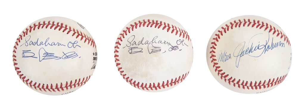 Lot of (3) Signed Sadaharu Oh Baseballs, including Single-Signed, Dual-Signed Oh/Kaneda & Multi-Signed Baseball Hall of Famers & Stars (Beckett PreCert)